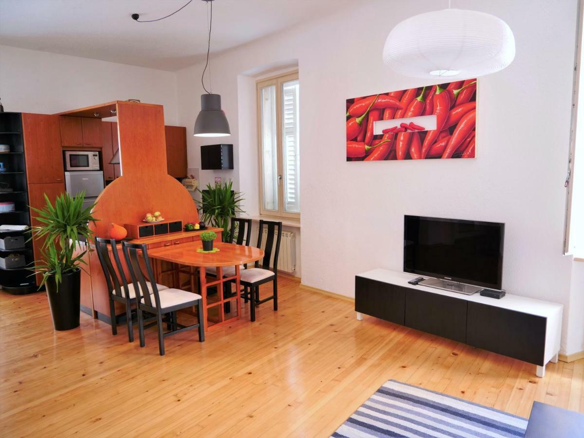 3Papige Apartment Піран Екстер'єр фото